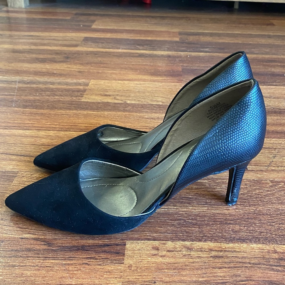 Point Toe Kitten Heel - Picture 4 of 4